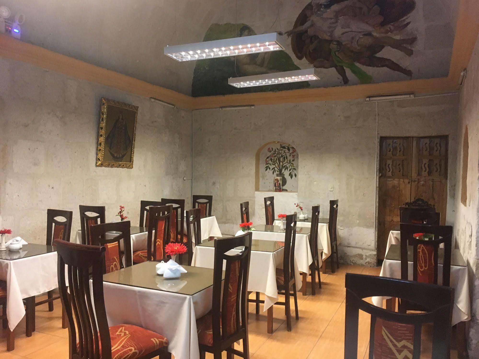 Hotel Mosna Arequipa Buitenkant foto