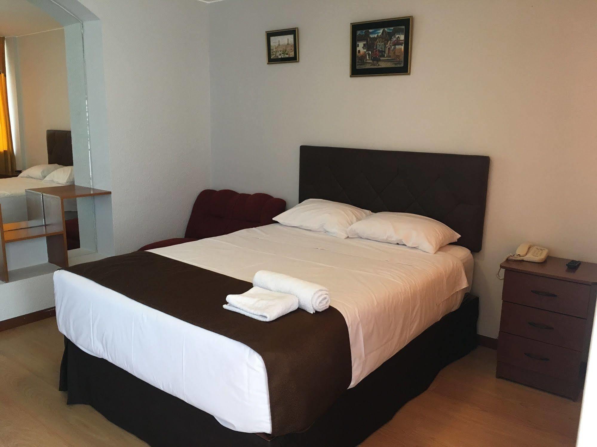 Hotel Mosna Arequipa Buitenkant foto